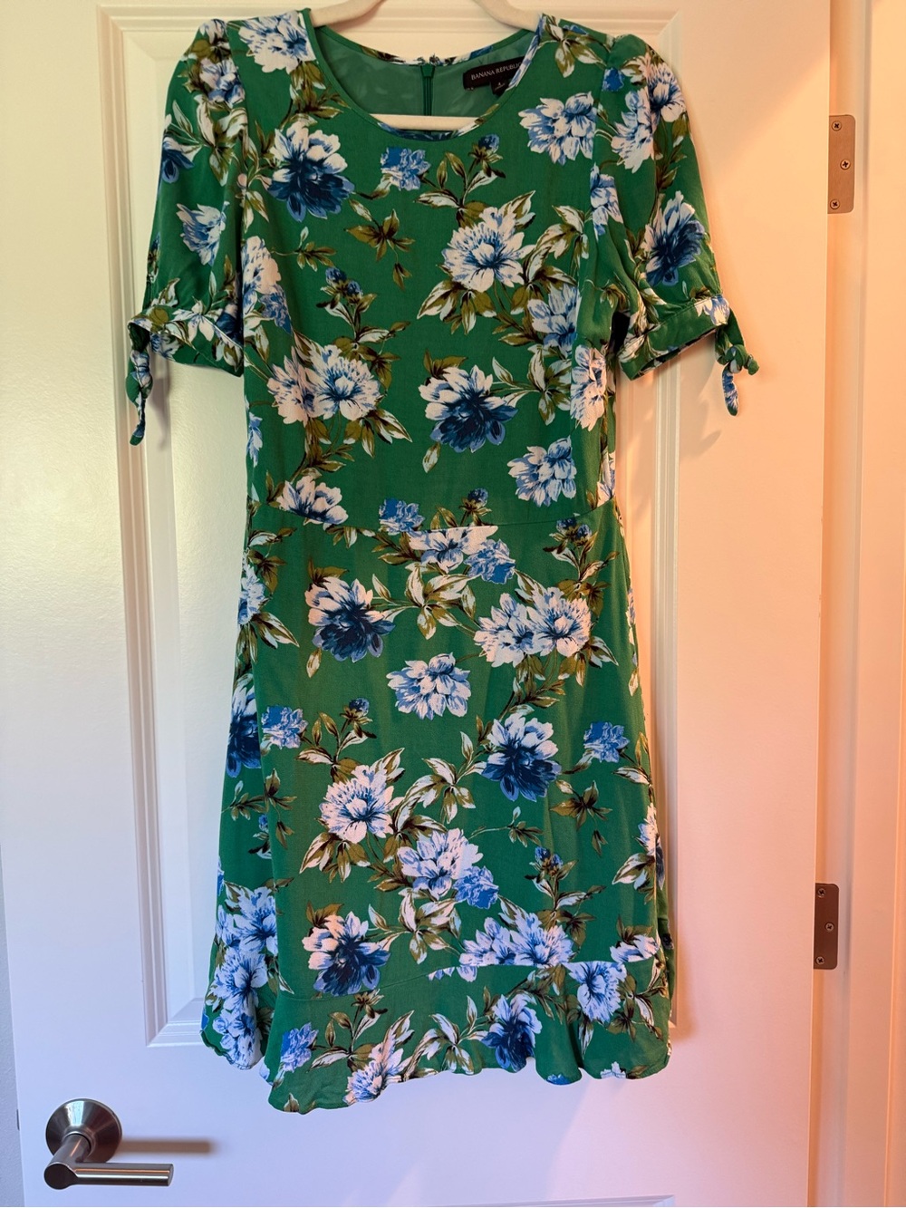 Banana Republic Green Blue Floral Short Sleeve Dress Size 4